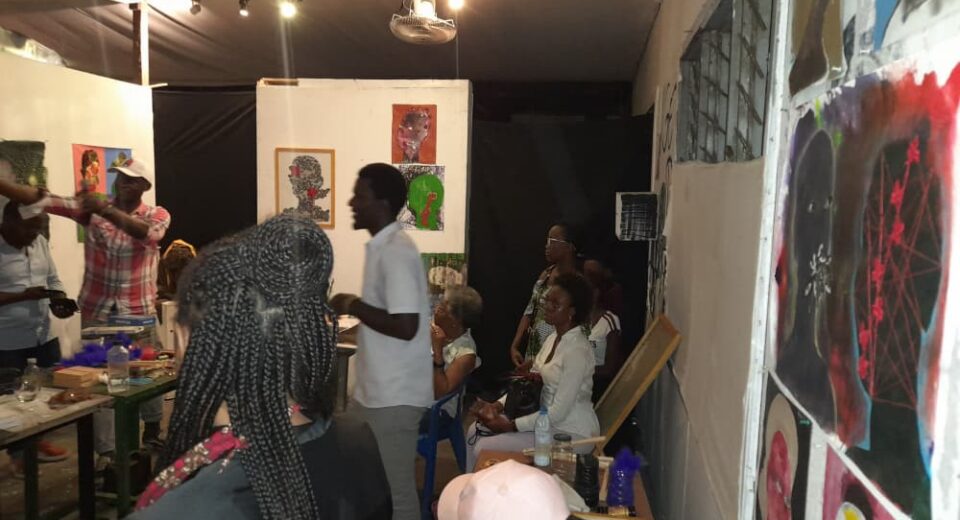 Doual'art : Kaptué Christian dévoile son univers à travers l'«Open Studio»
